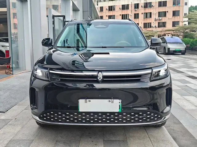Aito M7 — Фото автомобиля 13