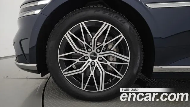 Genesis G90 Бензин 3.5 турбо AWD — Фото автомобиля 4