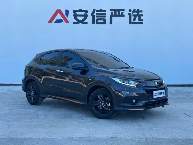 Honda Vezel — Фото автомобиля 3