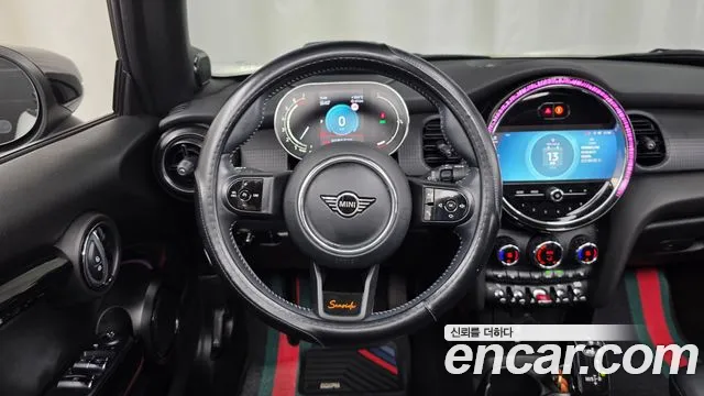 Mini Cooper Convertible — Фото автомобиля 13