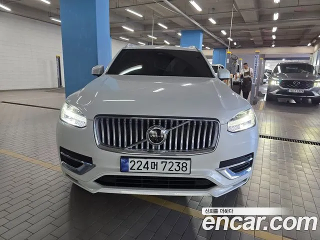 Вольво XC90 — Фото автомобиля 2