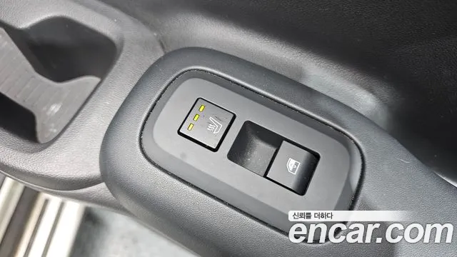 Hyundai Santa Fe MX5 — Фото автомобиля 19