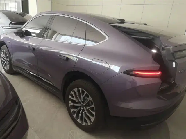 Nio EC6 — Фото автомобиля 4