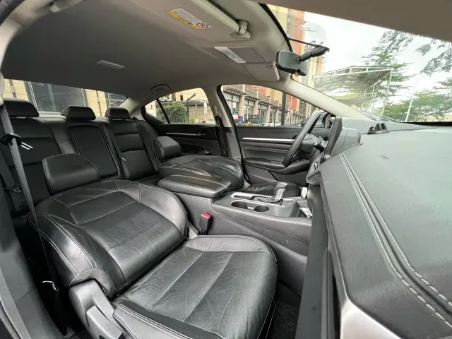 Nissan Teana — Фото автомобиля 14