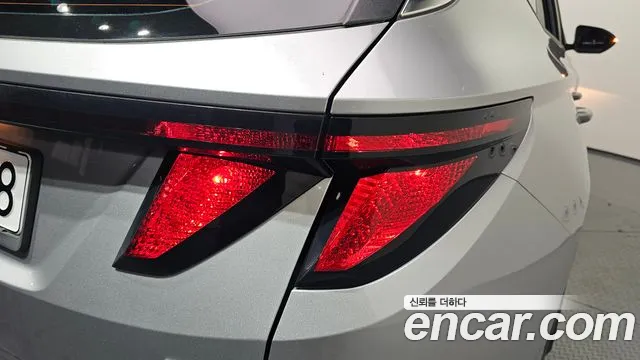 Hyundai Tucson Tucson (NX4) Дизель 2.0 4WD — Фото автомобиля 23