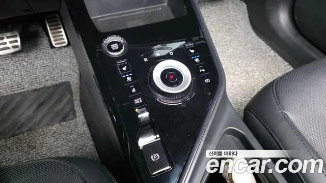 Kia Niro The All New Niro Signature — Фото автомобиля 8