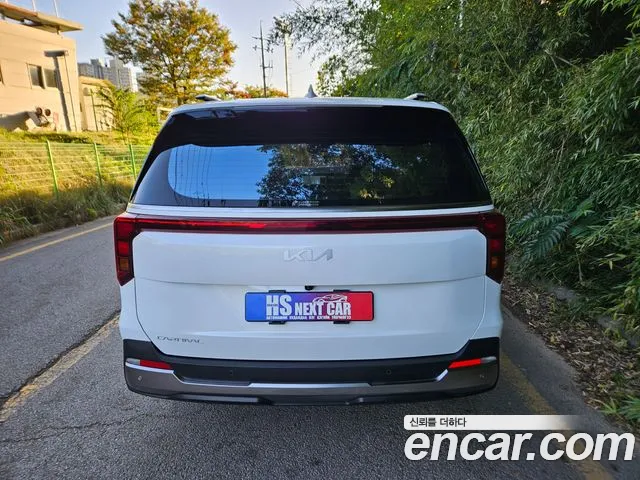 Kia Carnival — Фото автомобиля 4