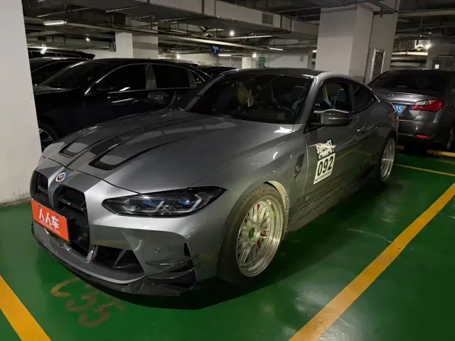 Фотография автомобиля — BMW M4