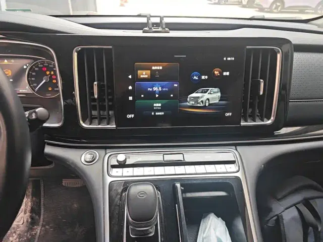 GAC Trumpchi M8 — Фото автомобиля 12