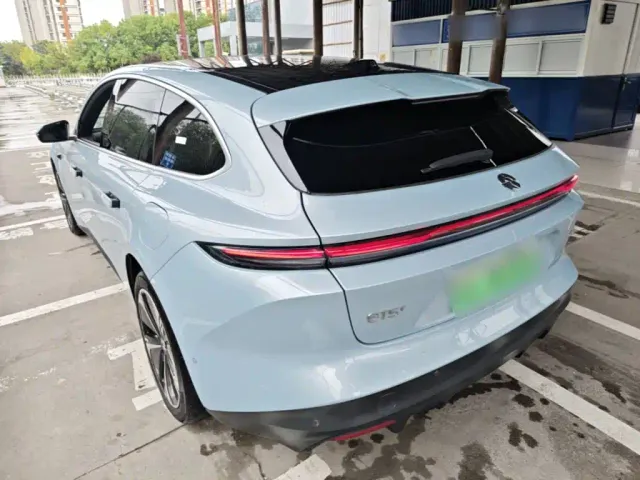 Nio ET5 Touring — Фото автомобиля 4