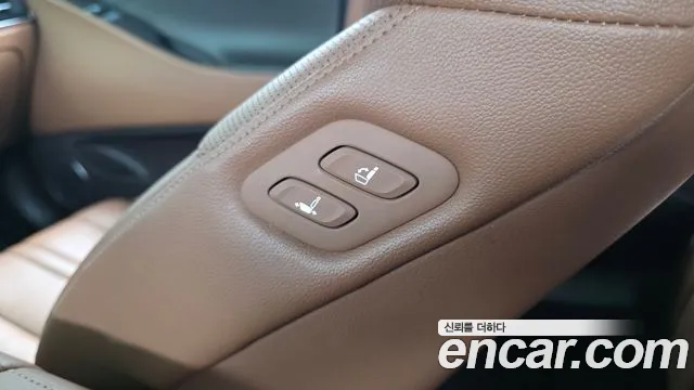 Genesis G80 Бензин 2.5 турбо 2WD — Фото автомобиля 25