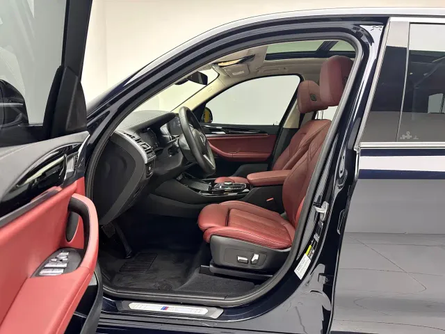 BMW iX3 — Фото автомобиля 7