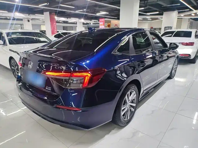 Honda Civic — Фото автомобиля 6