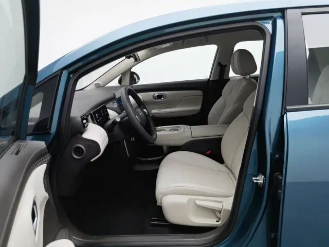 GAC Aion UT — Фото автомобиля 10