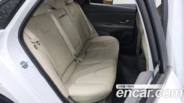 Hyundai AVANTE Новый Avante (CN7) — Фото автомобиля 26