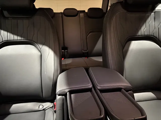 Ford Edge — Фото автомобиля 23