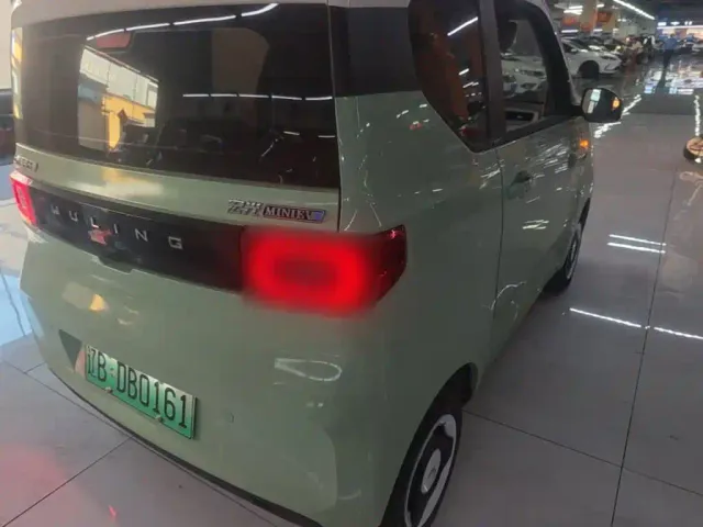 Wuling Hongguang Mini EV — Фото автомобиля 7