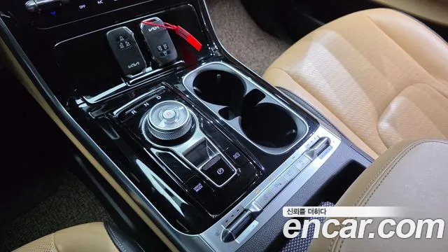 Kia Canival Carnival 4 поколение Дизель 9 мест Signature — Фото автомобиля 9