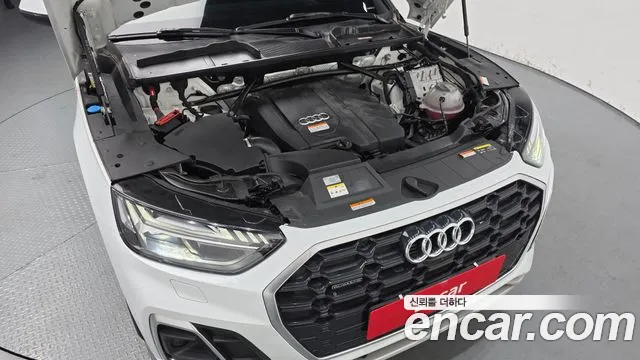 Audi Q5 45 TFSI quattro Premium — Фото автомобиля 6
