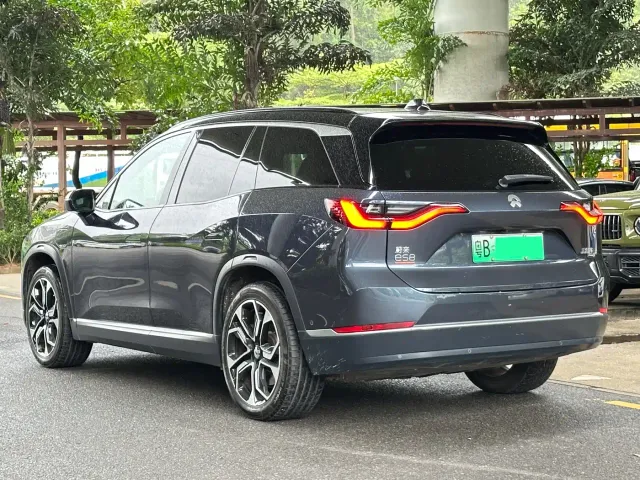 Nio ES8 — Фото автомобиля 4