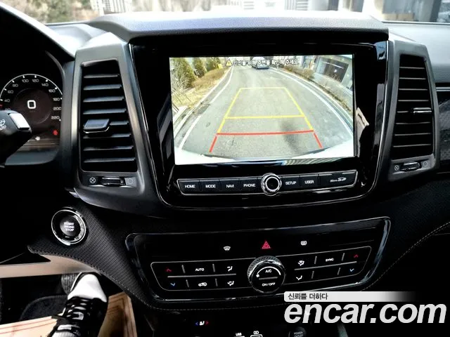 KG_Mobility_Ssangyong Rexton Новый Rexton Sport Дизель 2.2 2WD — Фото автомобиля 16