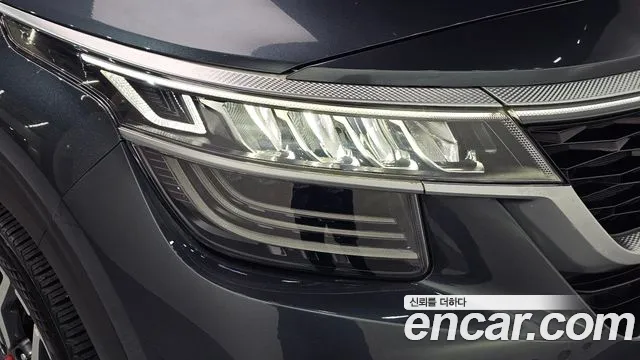 Kia Seltos Seltos Бензин 1.6 Turbo 4WD — Фото автомобиля 22
