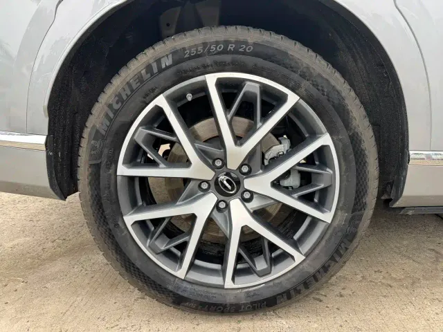 GAC Trumpchi Trumpchi GS8 2022 Dual Engine Series 2.0TM 4WD Flagship Edition (6-Seater) — Фото автомобиля 13