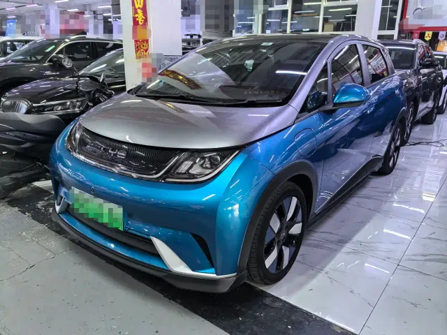 Фотография автомобиля — BYD Dolphin