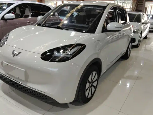 Фотография автомобиля — Wuling Bingo