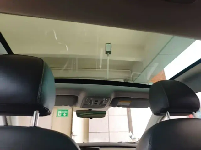 Roewe i6 MAX EV — Фото автомобиля 17