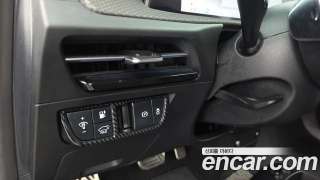 Kia EV6 — Фото автомобиля 28