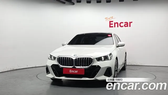 BMW 5-Series — Фото автомобиля 3