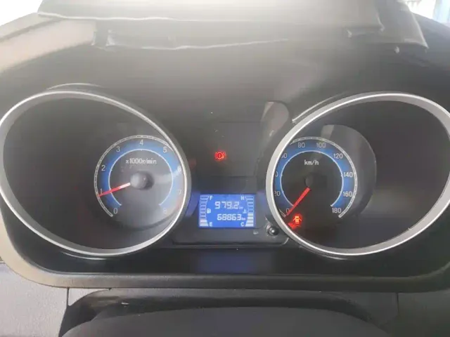 Changan Ruixing M90 — Фото автомобиля 11