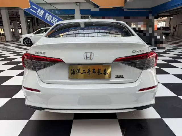 Honda Civic — Фото автомобиля 3