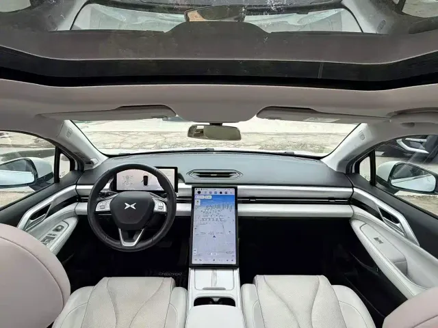 Xpeng P5 — Фото автомобиля 9