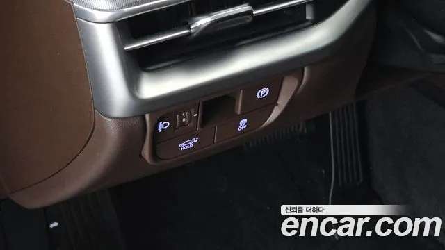 Hyundai Grandeur GN7 — Фото автомобиля 27