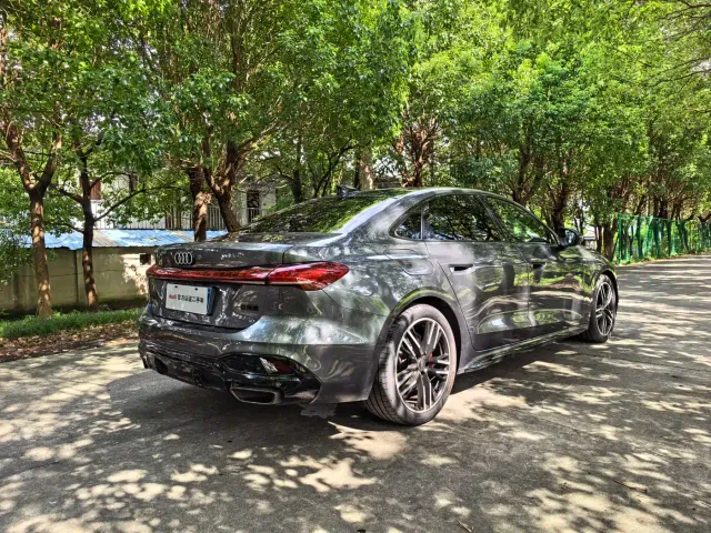Audi A5L — Фото автомобиля 4