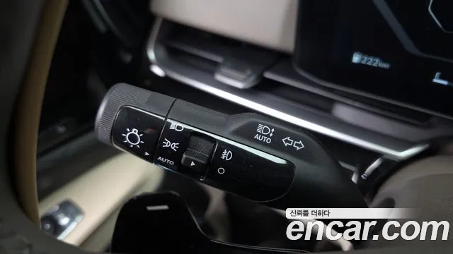 Kia Carnival 4th Gen — Фото автомобиля 28