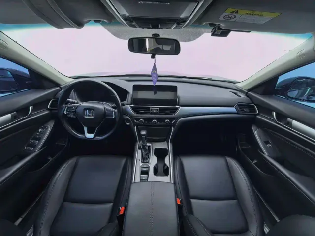 Honda Accord — Фото автомобиля 4