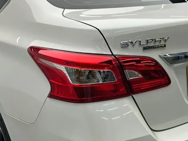 Nissan Sylphy — Фото автомобиля 11