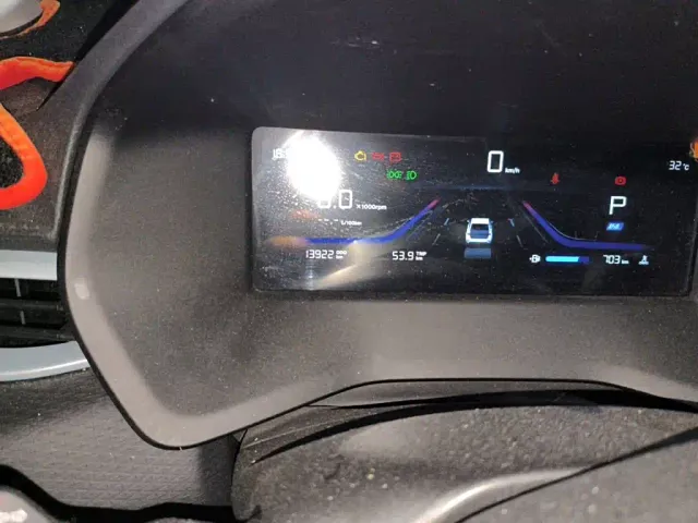 Geely Emgrand — Фото автомобиля 13