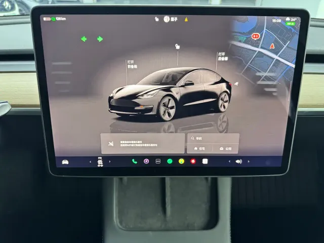 Tesla Model 3 — Фото автомобиля 12
