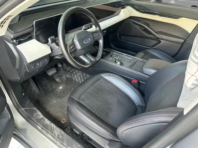 Ford Mondeo — Фото автомобиля 10