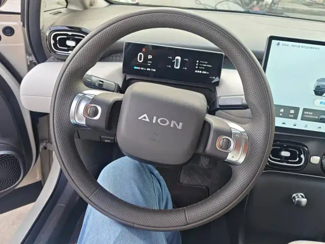 GAC Aion UT — Фото автомобиля 15