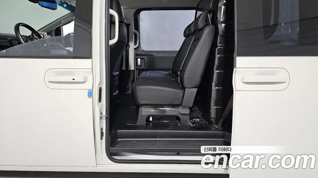 Hyundai Staria — Фото автомобиля 12