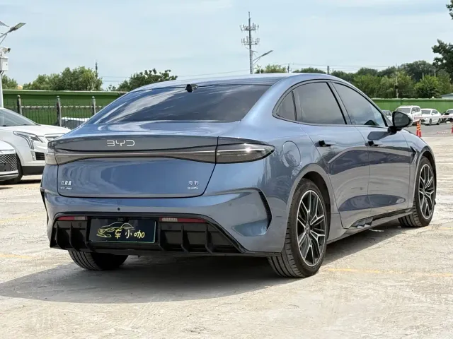 BYD Seal — Фото автомобиля 13
