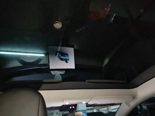 Tesla Model Y — Фото автомобиля 14