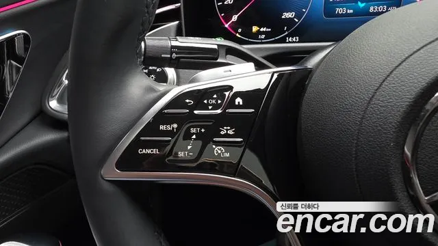 Mercedes-Benz E-Class — Фото автомобиля 26