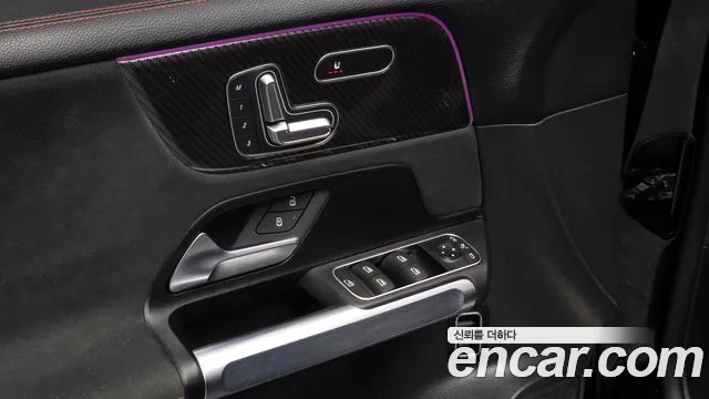 Mercedes-Benz GLB-Class — Фото автомобиля 17