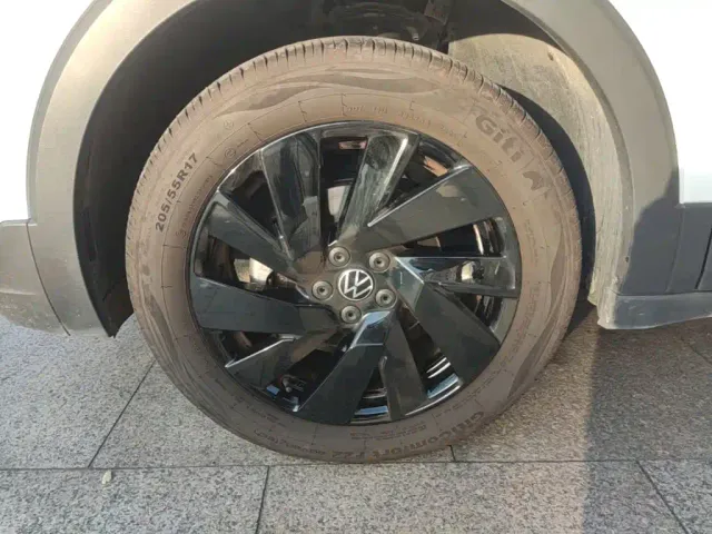 Volkswagen Tharu — Фото автомобиля 22